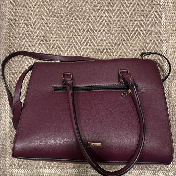 ALDO large handbag with multiple compartments - Picture 6 of 9